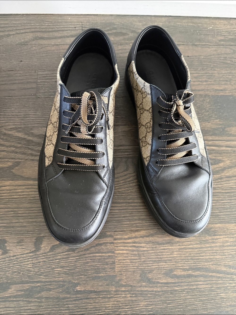 Gucci GG Supreme Canvas and Leather Sneakers-386752-Authentic-USED